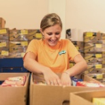 Amica employee at a Volunteer Day
