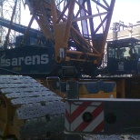 Heavy crane